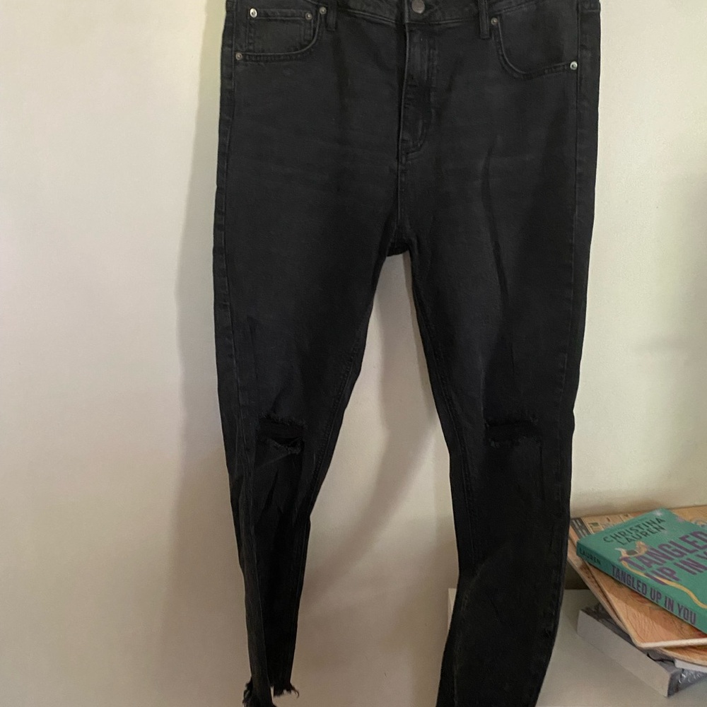 Women’s Black Jeans